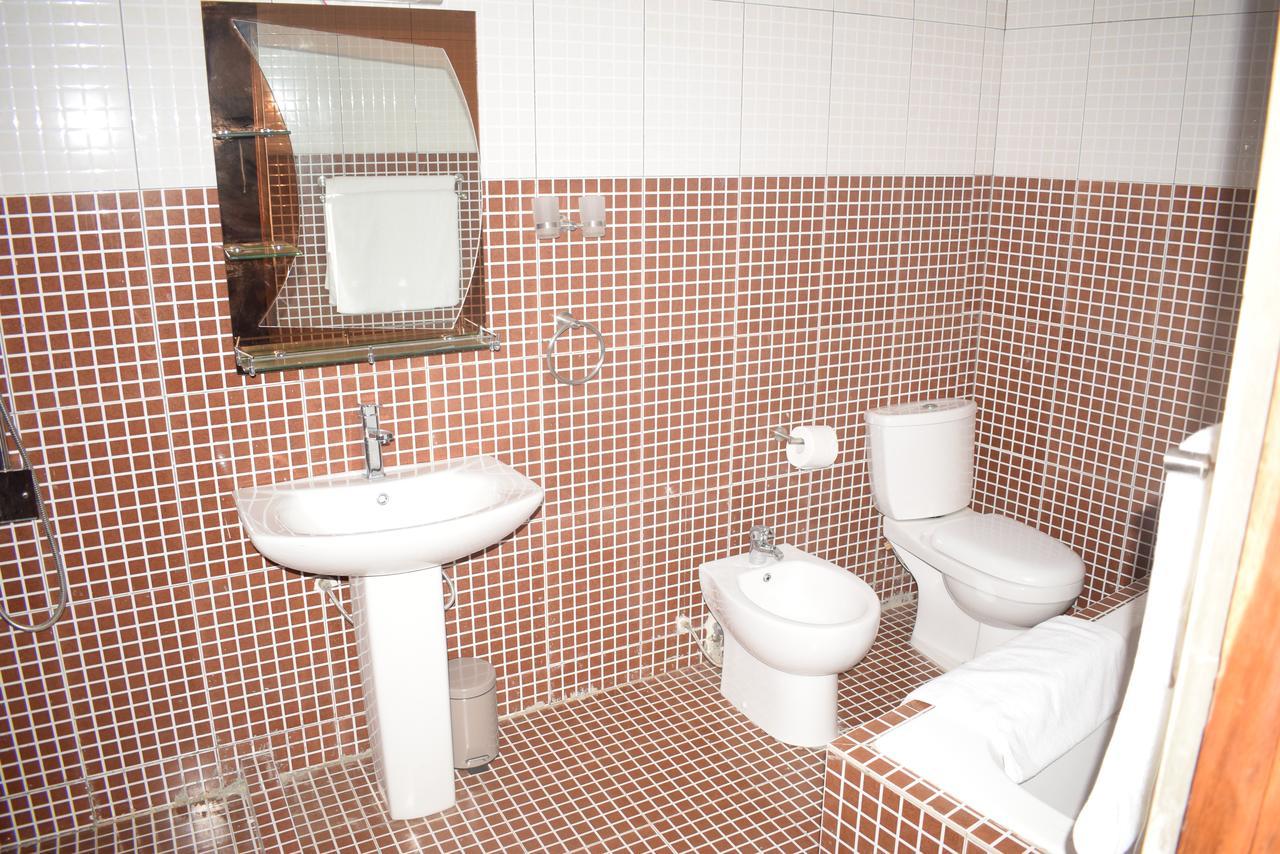 Hotel Bkbg Lomé Kültér fotó